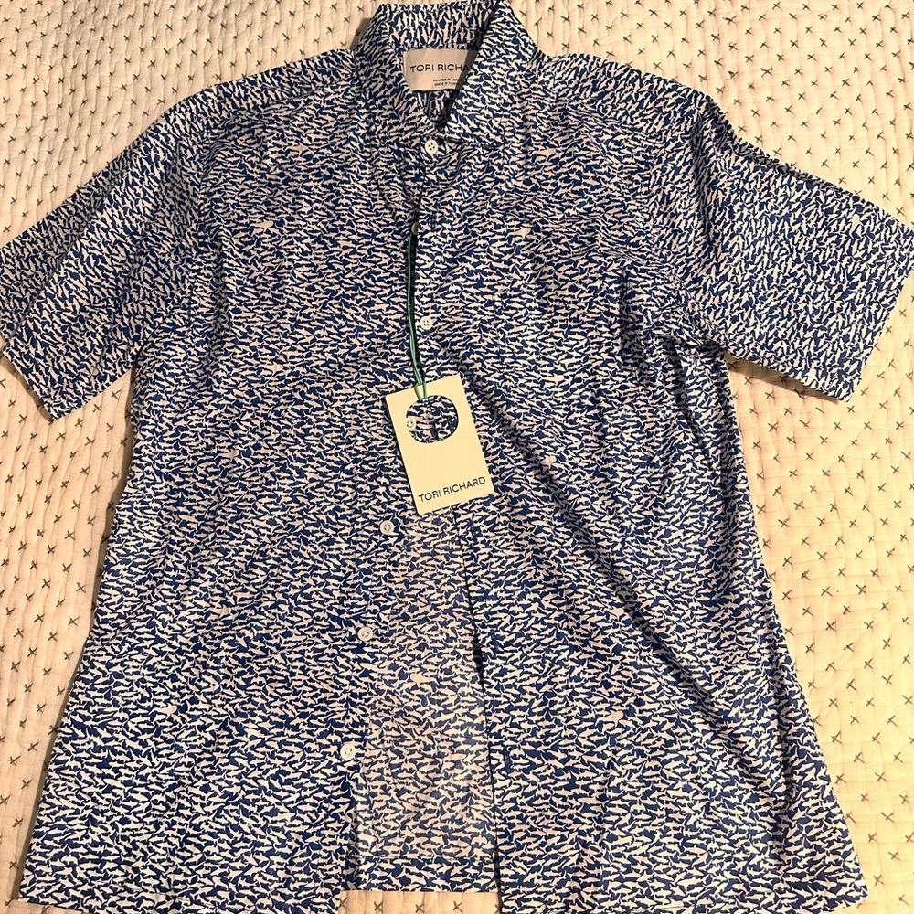 Tori Richard fish Hawaiian shirt